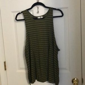 Dark green and black stripes tank